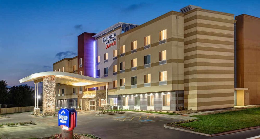 Fairfield Inn & Suites By Marriott Batesville Exterior photo